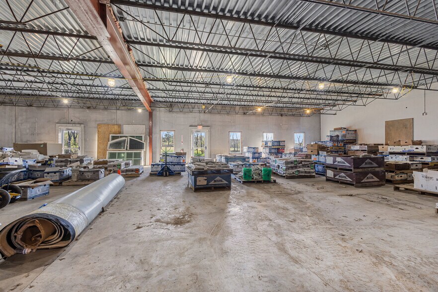 More Photos Of 2104 International Ln, Madison Light Distribution For Sale