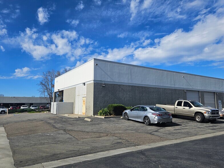 More Photos Of 1215 Linda Vista Dr, San Marcos Manufacturing For Lease