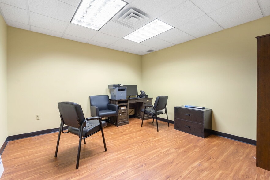 More Photos Of 2622 South Ave, Wappingers Falls Office For Sale