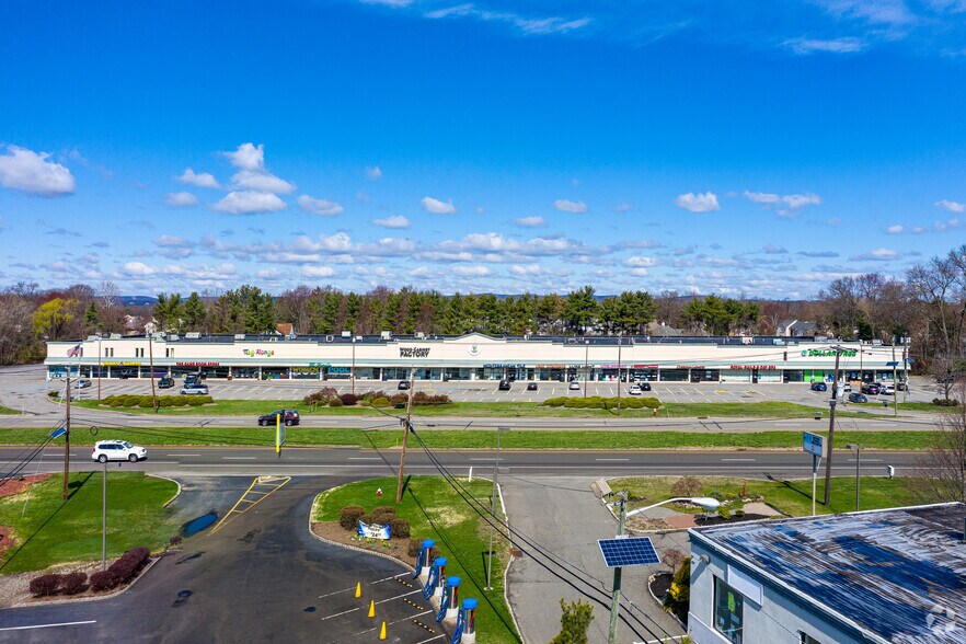 More Photos Of 461 US Highway 46, Fairfield Freestanding For Lease