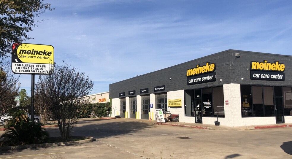 Primary Photo Of 2343 S Kirkwood Rd, Houston Auto Repair For Lease