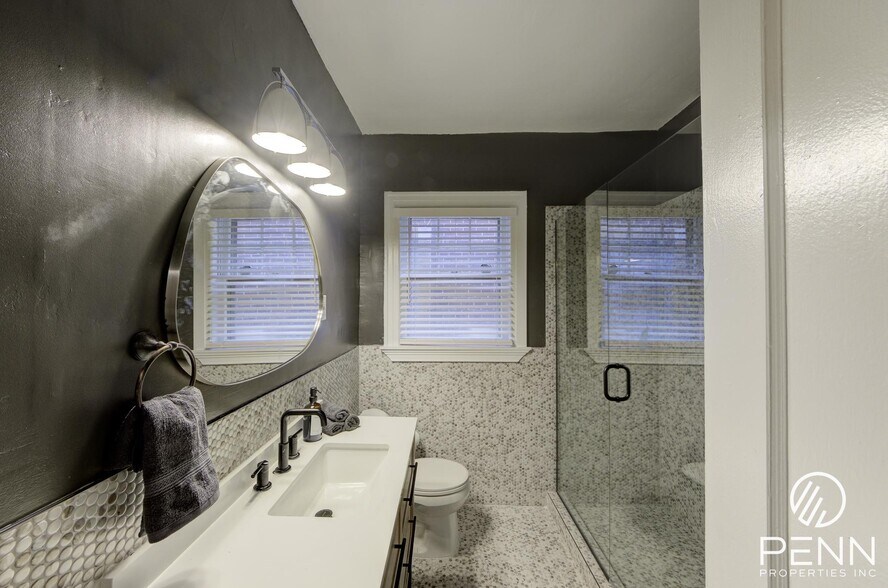 More Photos Of 2375 Forrest Ave, Memphis Apartments For Sale