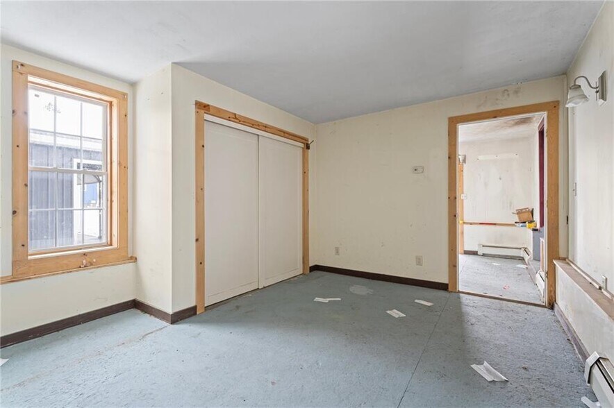 More Photos Of 1016 State Route 13, Cortland Flex For Sale