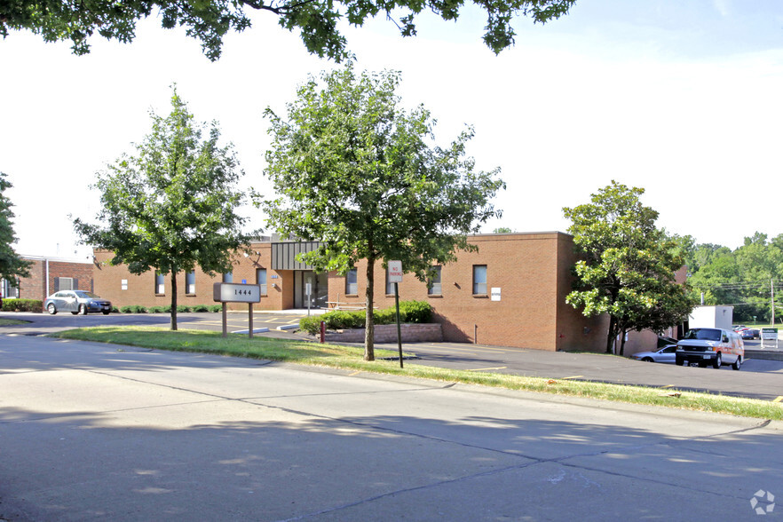 Primary Photo Of 1444 Strassner Dr, Saint Louis Warehouse For Sale