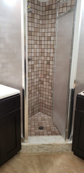 More Photos Of 3035 E Commercial Blvd, Fort Lauderdale Medical For Sale