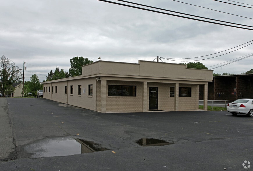 Primary Photo Of 6161 Independence Blvd, Charlotte Office For Lease