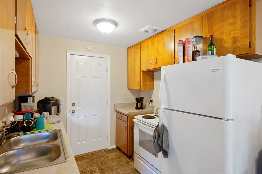 More Photos Of 19207 60th Ave W, Lynnwood Apartments For Sale