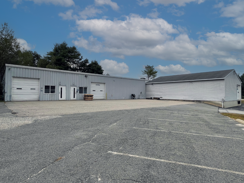 Primary Photo Of 999 Roosevelt Trl, Windham Warehouse For Lease