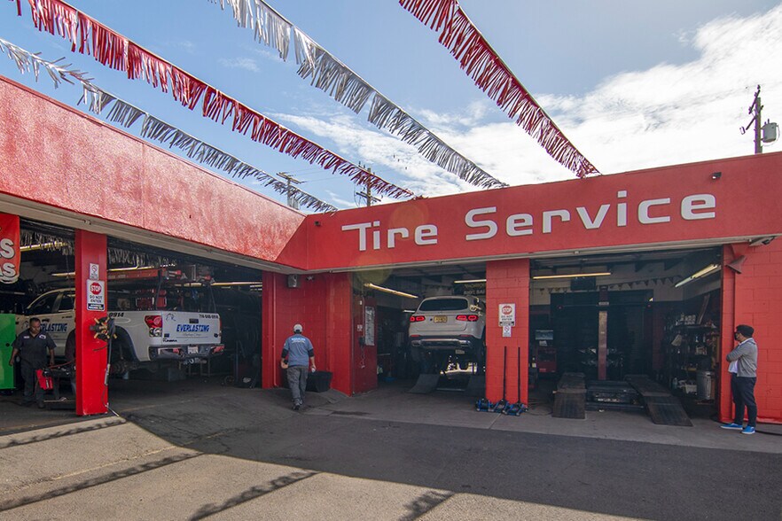 More Photos Of 808 W Lincoln Ave, Anaheim Auto Repair For Sale