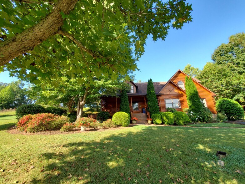 More Photos Of 1795 NC 108 Hwy E, Columbus Office For Sale