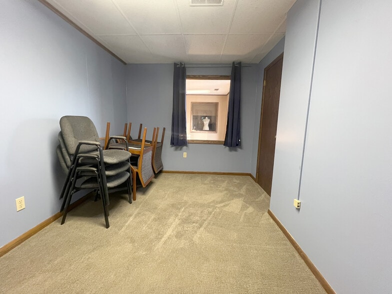 More Photos Of 4402 Peach St, Erie Office For Lease