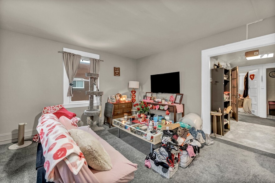 More Photos Of 4435 State Rd, Cleveland Storefront Retail Residential For Sale