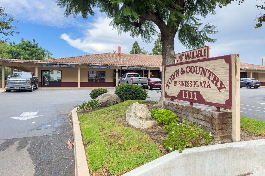 Primary Photo Of 1111 W Town and Country Rd, Orange Business Park For Lease