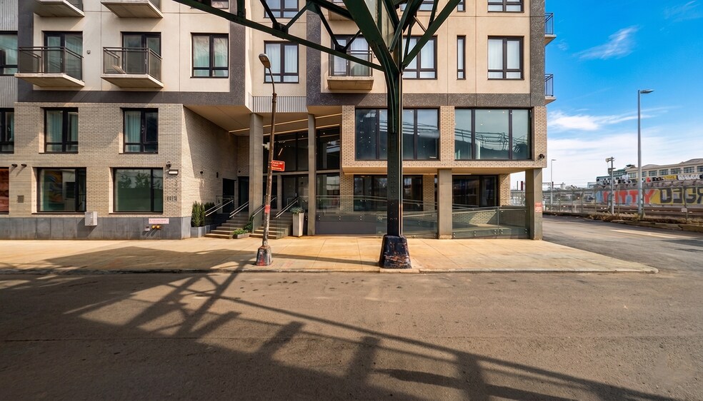 More Photos Of 45-67 Davis St, Long Island City Apartments For Lease