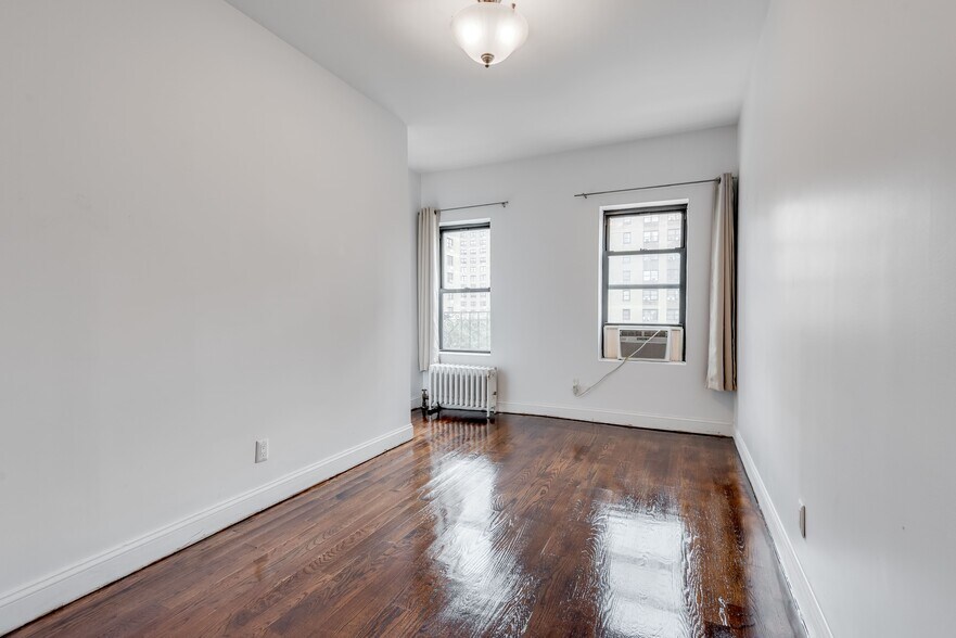 More Photos Of 193 Avenue C, New York Apartments For Sale