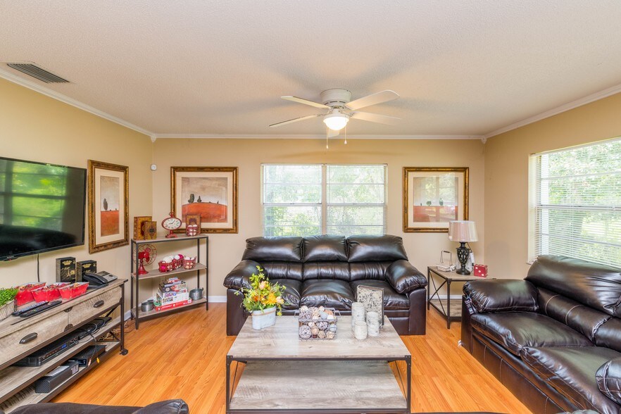 More Photos Of 15458 Snow Memorial Hwy, Brooksville Assisted Living For Sale