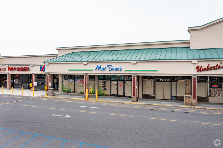 More Photos Of 130-190 Delco Plz, Winchester Unknown For Lease