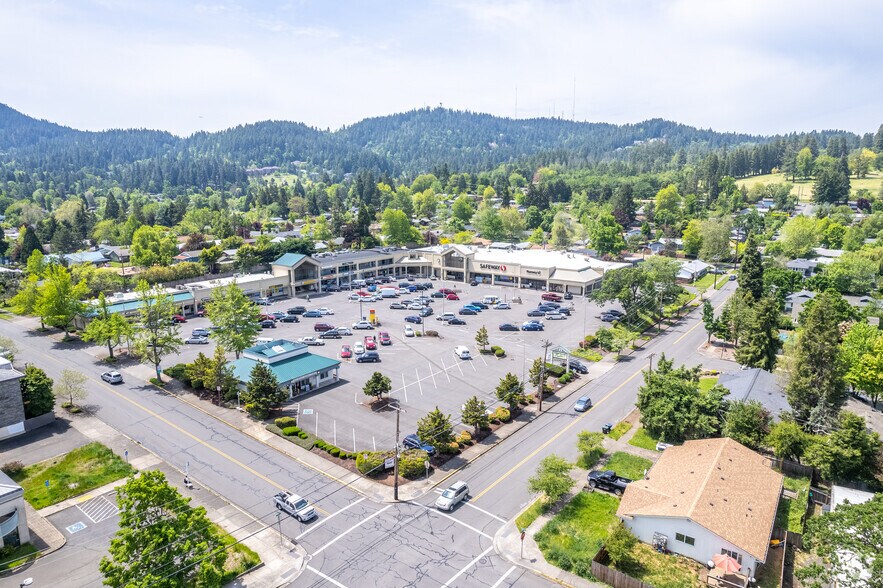 More Photos Of 210-366 E 40th Ave, Eugene Unknown For Lease