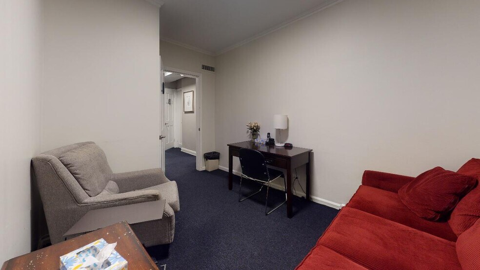 More Photos Of 98120 Queens Blvd, Rego Park Apartments For Sale