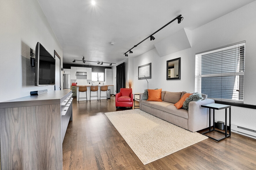 More Photos Of 10403 W 44th Ave, Wheat Ridge Storefront Retail Residential For Sale