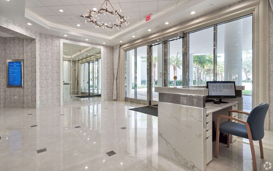 More Photos Of 3835 PGA Blvd, Palm Beach Gardens Office For Lease