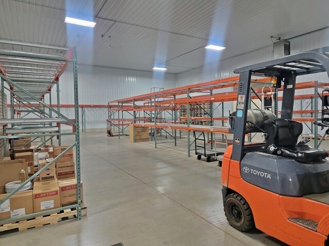 More Photos Of 3500 Air Park Rd, Marshfield Warehouse For Sale