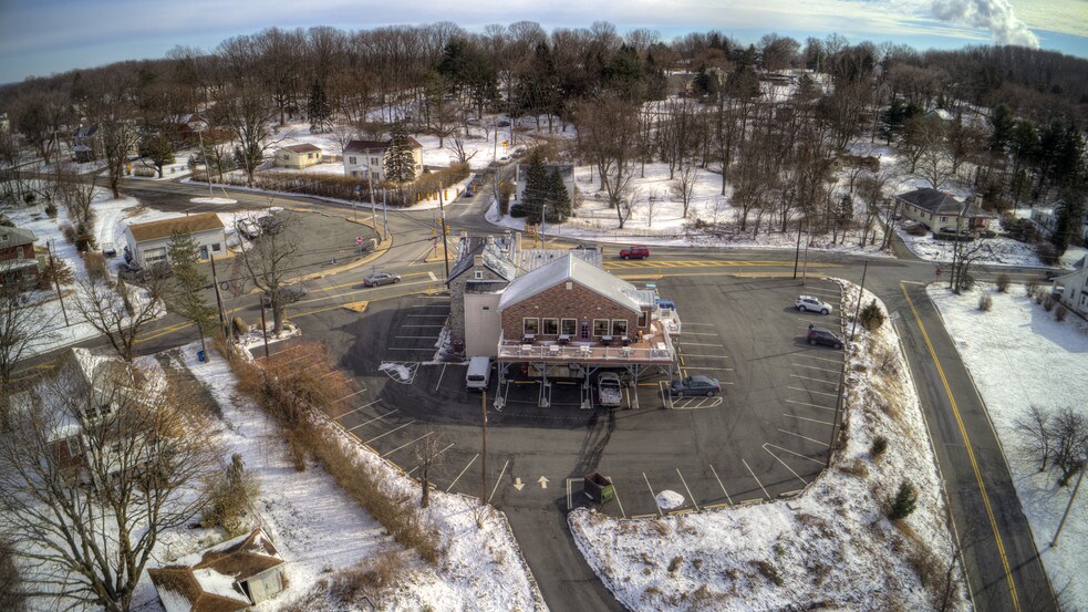 More Photos Of 1495 Farmington Ave, Pottstown General Retail For Sale