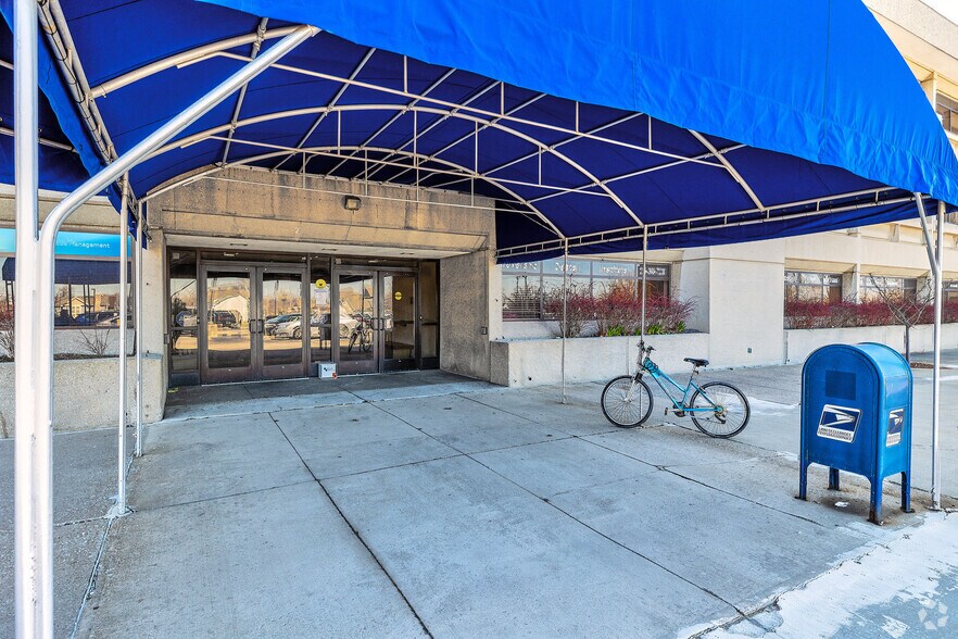 More Photos Of 11201 Shaker Blvd, Cleveland Medical For Lease