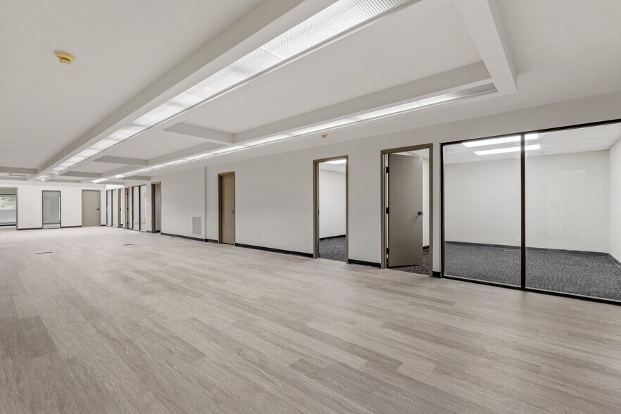 More Photos Of 1515 S Boulder Ave, Tulsa Office For Lease