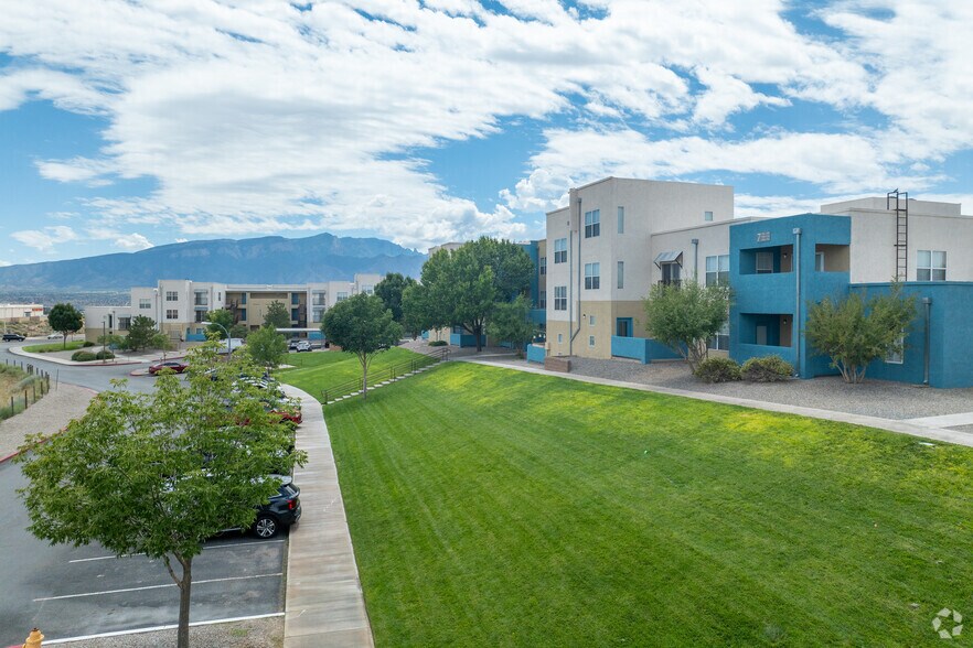 More Photos Of 4401 Safelite Blvd NE, Rio Rancho Apartments For Lease