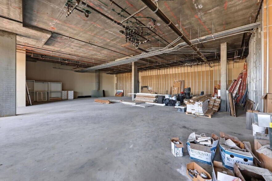 More Photos Of 600 El Camino Real, Belmont General Retail For Sale