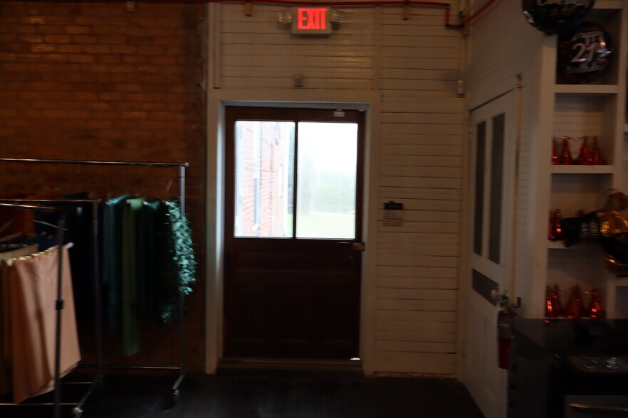 More Photos Of 108 NW Main St, Easley General Retail For Sale