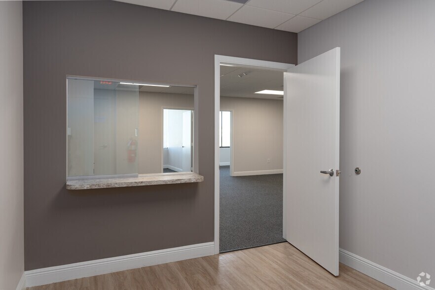 More Photos Of 500 Gulfstream Blvd, Delray Beach Office For Lease