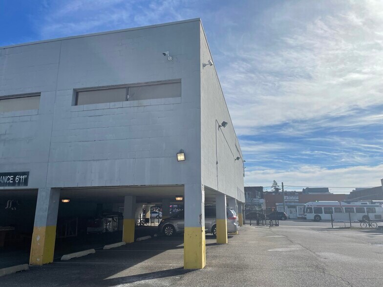 More Photos Of 7034-7048 Castor Ave, Philadelphia Coworking Space
