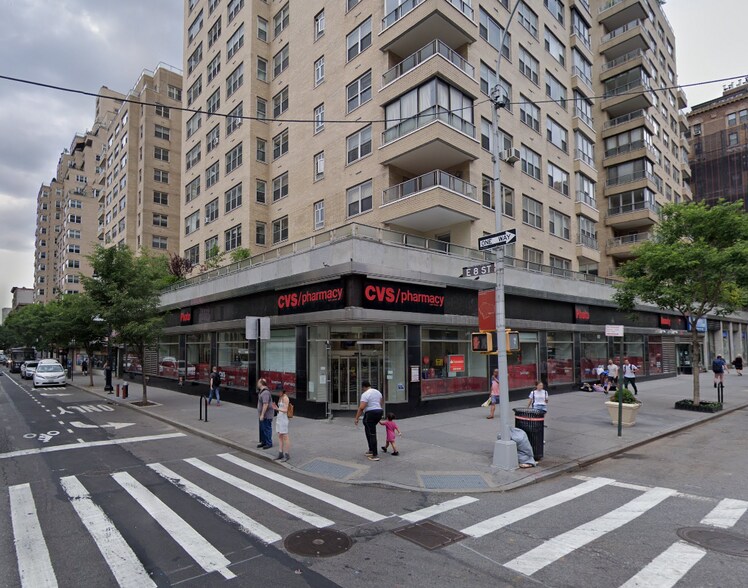 More Photos Of 20 E 9th St, New York Apartments For Sale