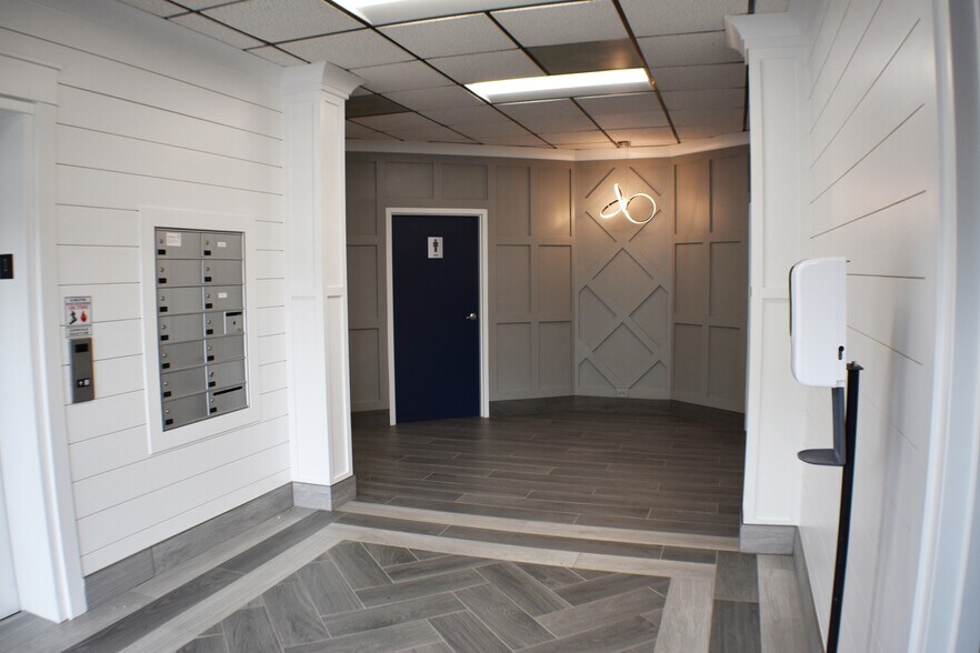 More Photos Of 1022 W 1st St, Winston-Salem Office For Sale