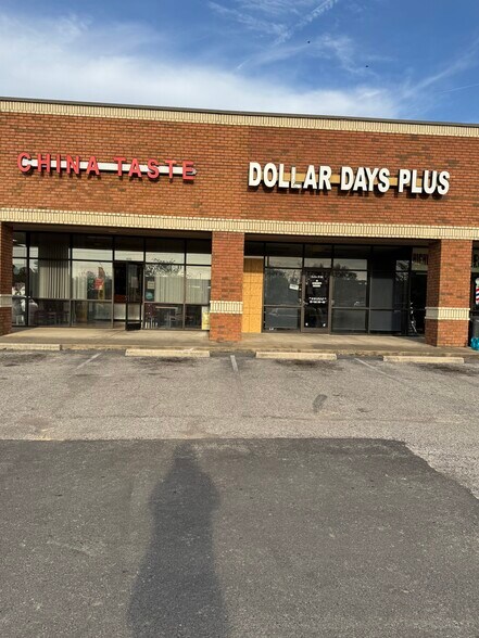 More Photos Of 1890 Berryhill, Cordova Unknown For Lease