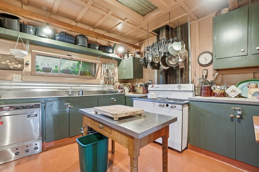 More Photos Of 21645 Parrotts Ferry Rd, Sonora Specialty For Sale