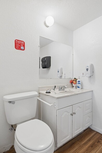 More Photos Of 1600 E Citation Ln, Tempe Assisted Living For Sale