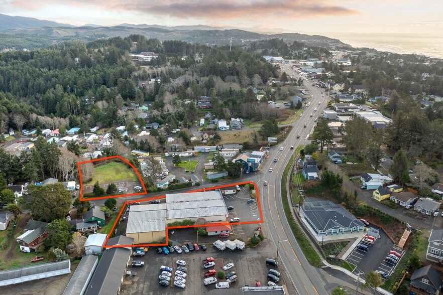 More Photos Of 3128 Ne Highway 101, Lincoln City Storefront For Sale