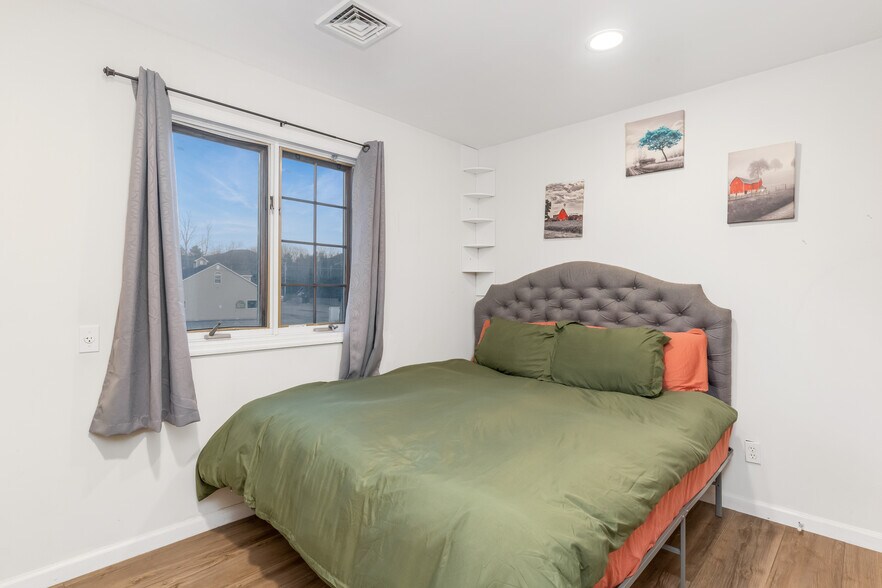 More Photos Of 6254 Main St, Tannersville Restaurant For Sale