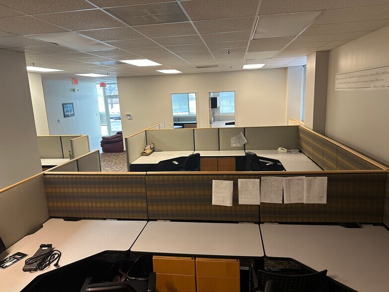 More Photos Of 4437 Brookfield Corporate Dr, Chantilly Office For Lease