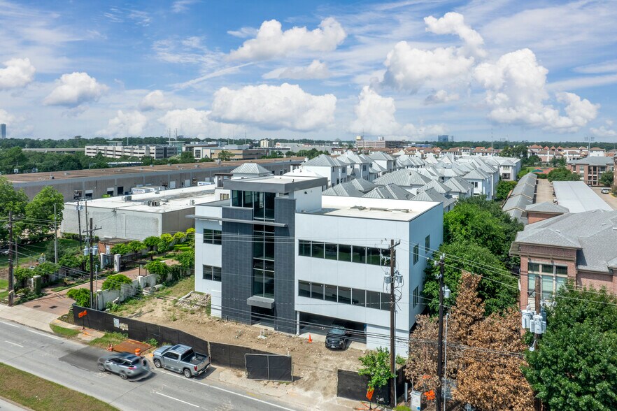 More Photos Of 1201 N Post Oak Rd, Houston Medical For Sale