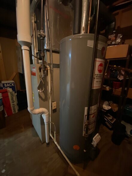 More Photos Of 8009 N McKinley Rd, Flushing General Retail For Sale