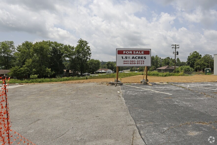 More Photos Of 10241-10247 Chapman Hwy, Seymour Land For Lease