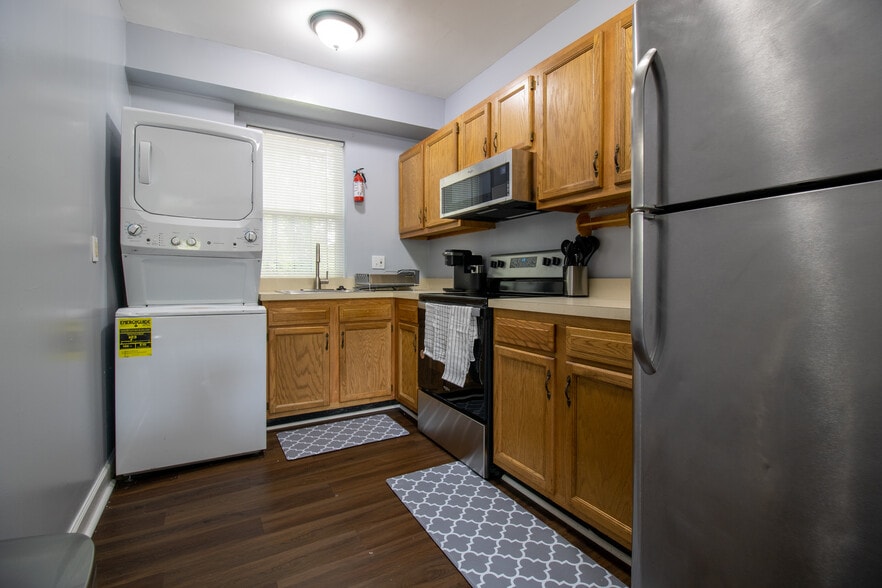 More Photos Of 2859 Denver St SE, Washington Apartments For Sale
