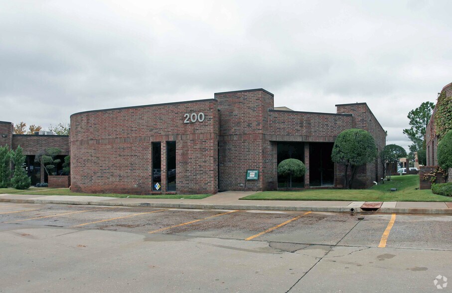 Primary Photo Of 13301 N Meridian Ave, Oklahoma City Medical For Lease