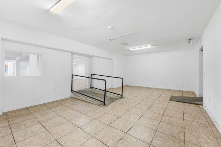More Photos Of 352 W Highland Ave, San Bernardino Freestanding For Sale