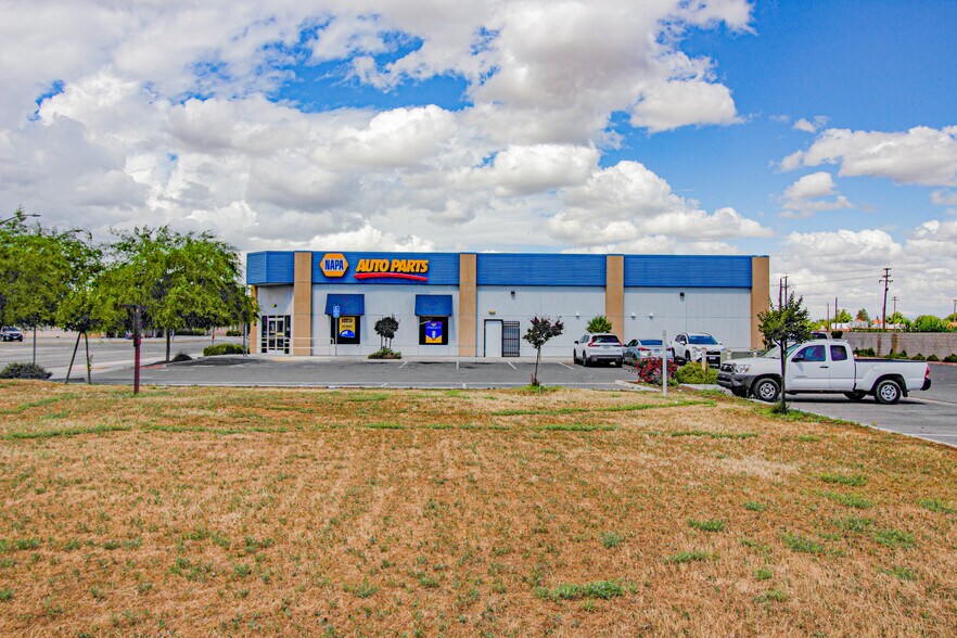 More Photos Of 509 S Gateway Dr, Madera General Retail For Sale