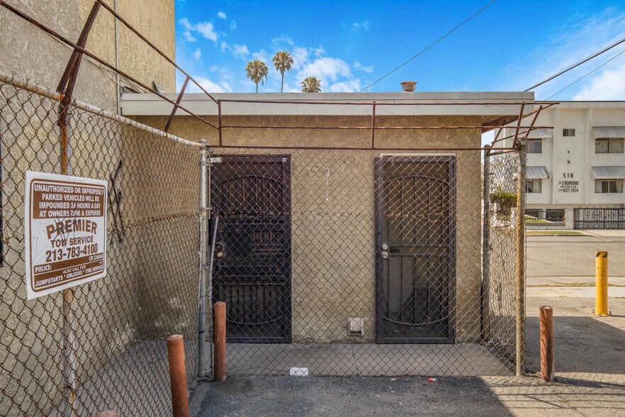 More Photos Of 7427 S Figueroa St, Los Angeles Apartments For Sale